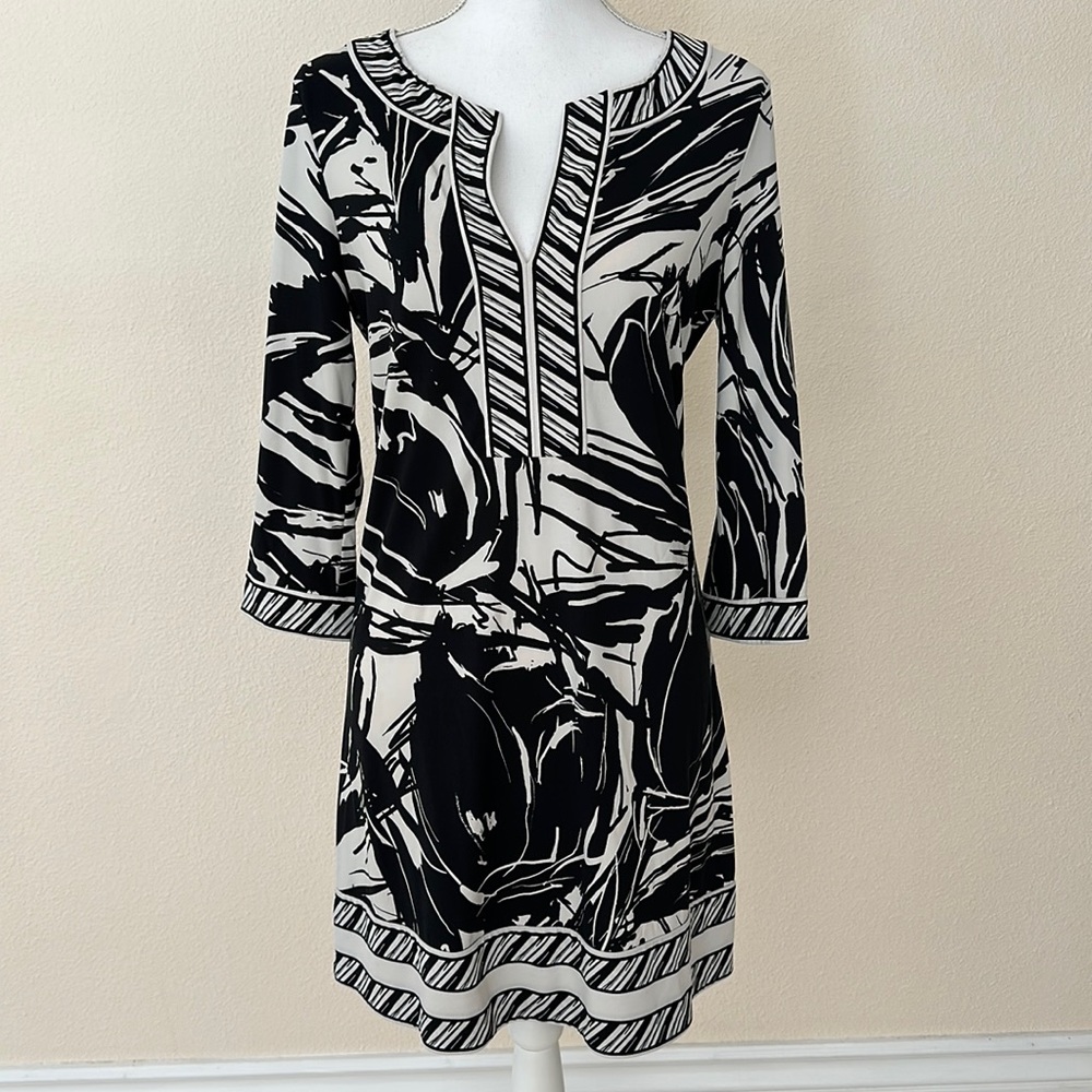 BCBGMaxAzria Long Sleeve V-Neck Dress
